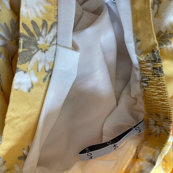 Vintage LUCIA maxi skirt and SS top set sz 10 yellow fabric with white flowers - Picture 12 of 13